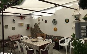 Il Mare A 100 M Da Casa Con Ampio Giardino